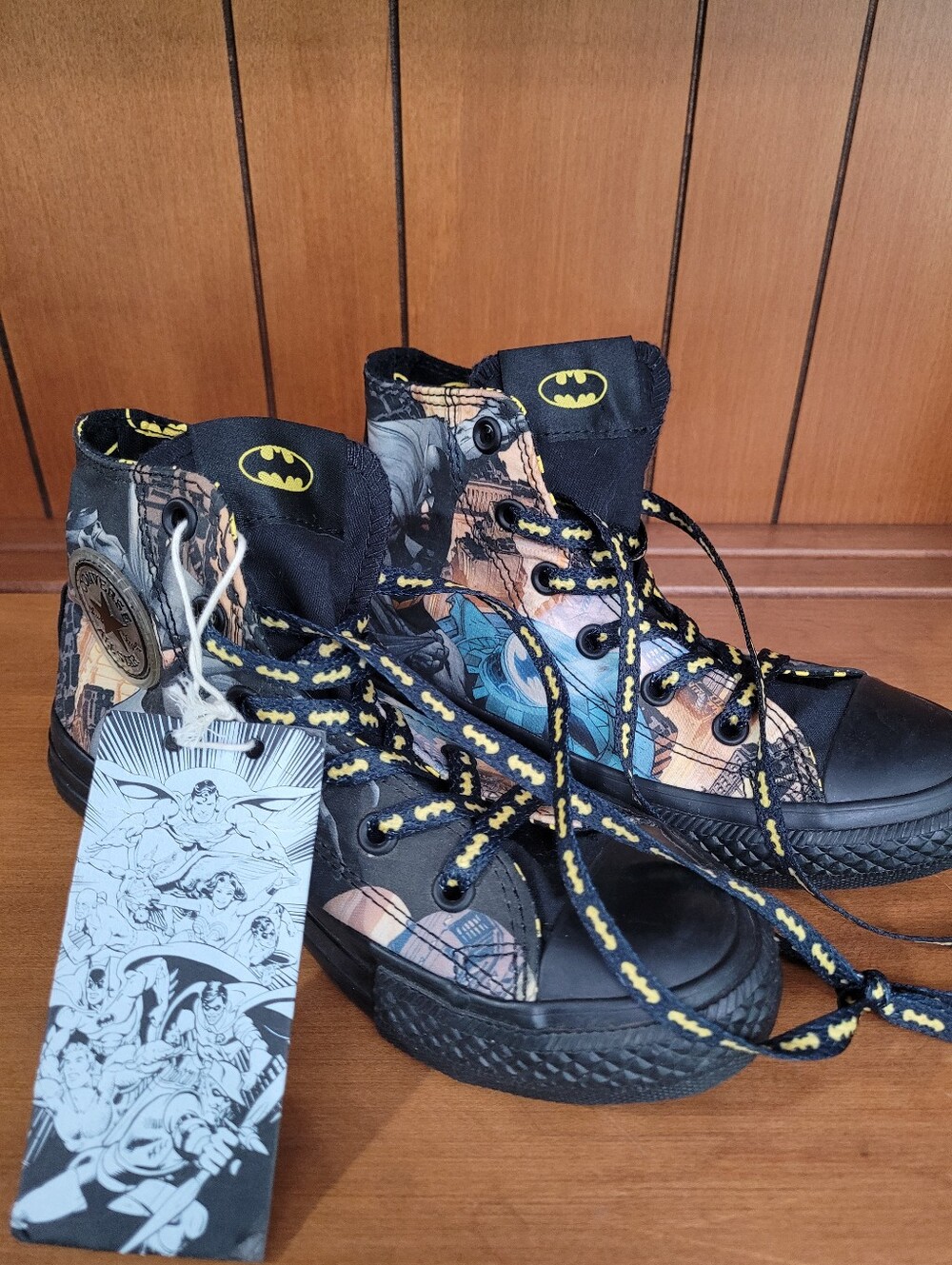 New Batman Converse Youth Sz 13 All Star Chuck Taylor Hi Top Sneakers DC Comics
